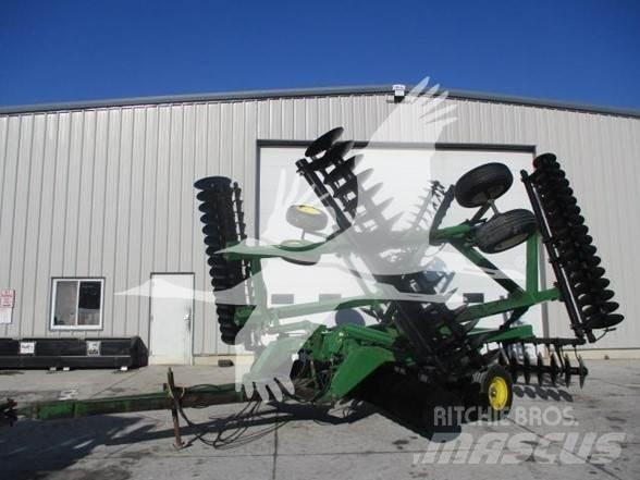 John Deere 630 Randaalid