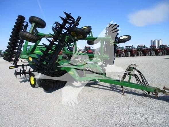 John Deere 637 Randaalid