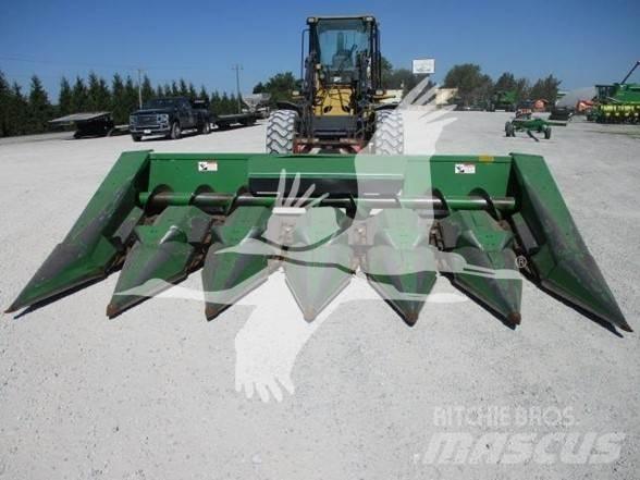 John Deere 643 Kombainide heedrid