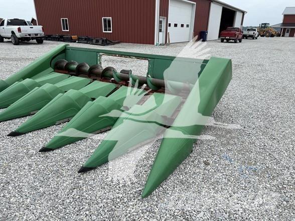 John Deere 643 Kombainide heedrid