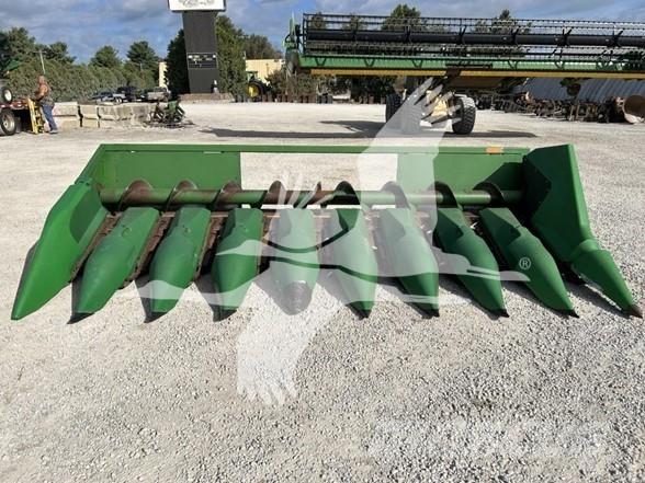 John Deere 643 Kombainide heedrid