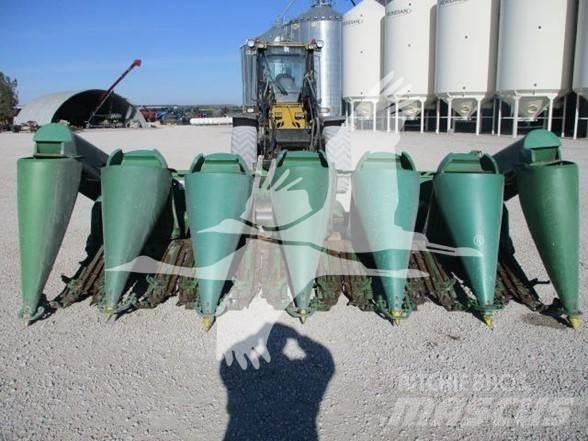 John Deere 693 Kombainide heedrid