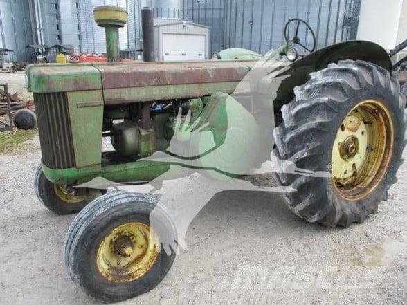John Deere 820 Traktorid