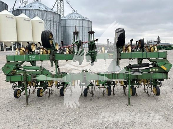 John Deere 845 Reaskülvimasinad