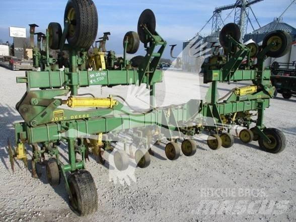 John Deere 85 Reaskülvimasinad