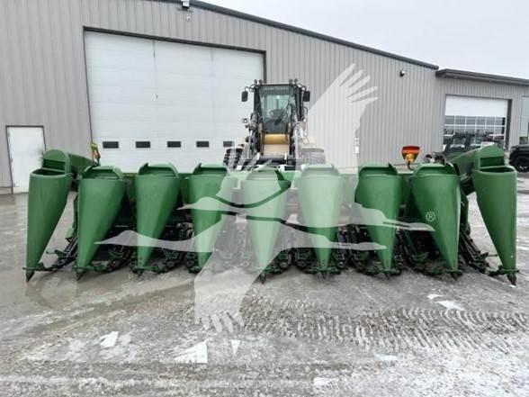 John Deere 893 Kombainide heedrid