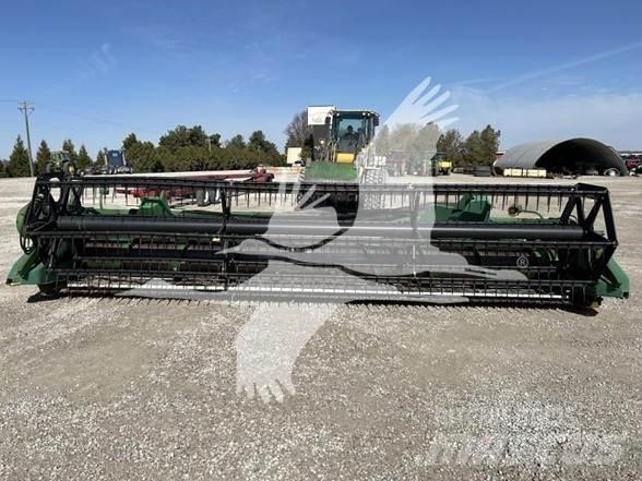 John Deere 920 Kombainide heedrid