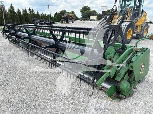 John Deere 925 Kombainide heedrid