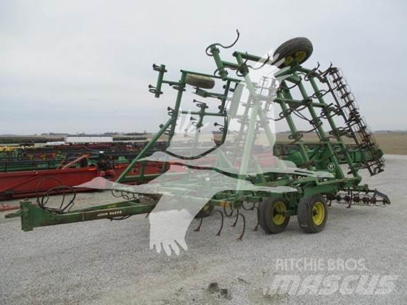 John Deere 960 Kultivaatorid
