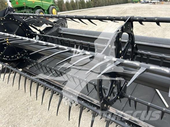 MAC DON FD70 Kombainide heedrid