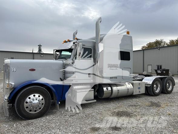 Peterbilt 389 Sadulveokid