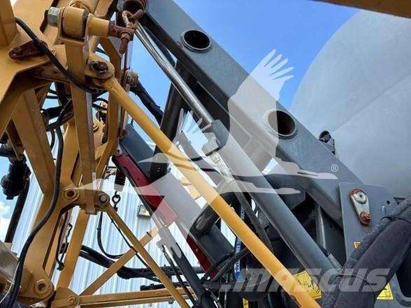 RoGator RG700 Iseliikuvad pritsid