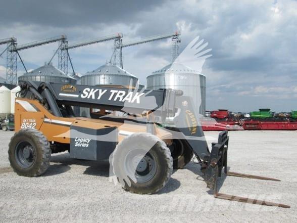 SkyTrak 8042 Teleskooplaadurid