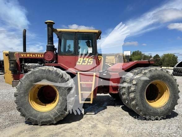 Versatile 935 Traktorid