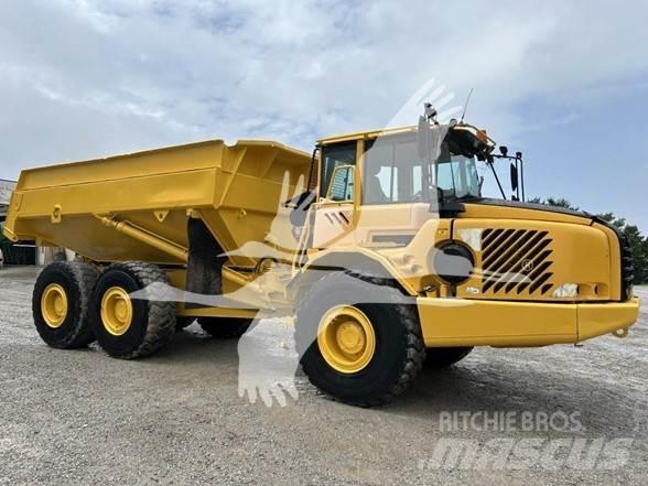 Volvo A30D Liigendraamiga pinnaseveokid