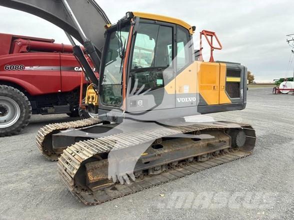 Volvo EC220EL Roomikekskavaatorid