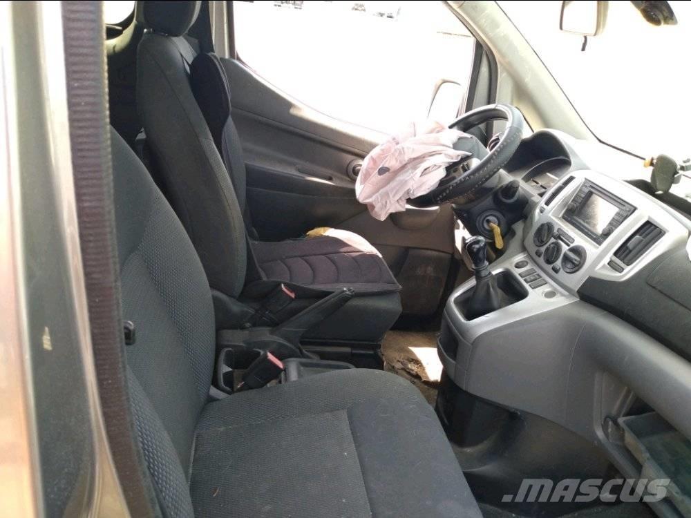 Nissan NV 200 Kaubikud