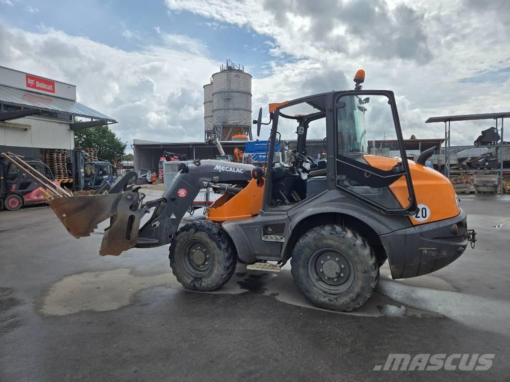 Mecalac AS 700 Rataslaadurid