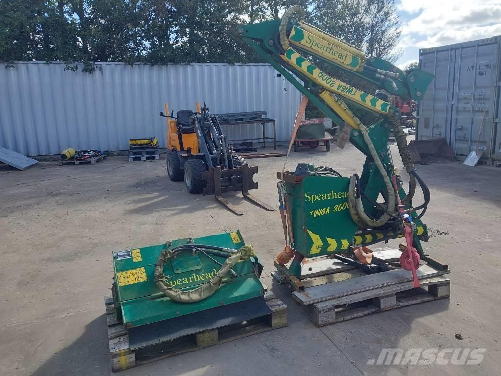 Spearhead Twiga 3000 Murutraktorid
