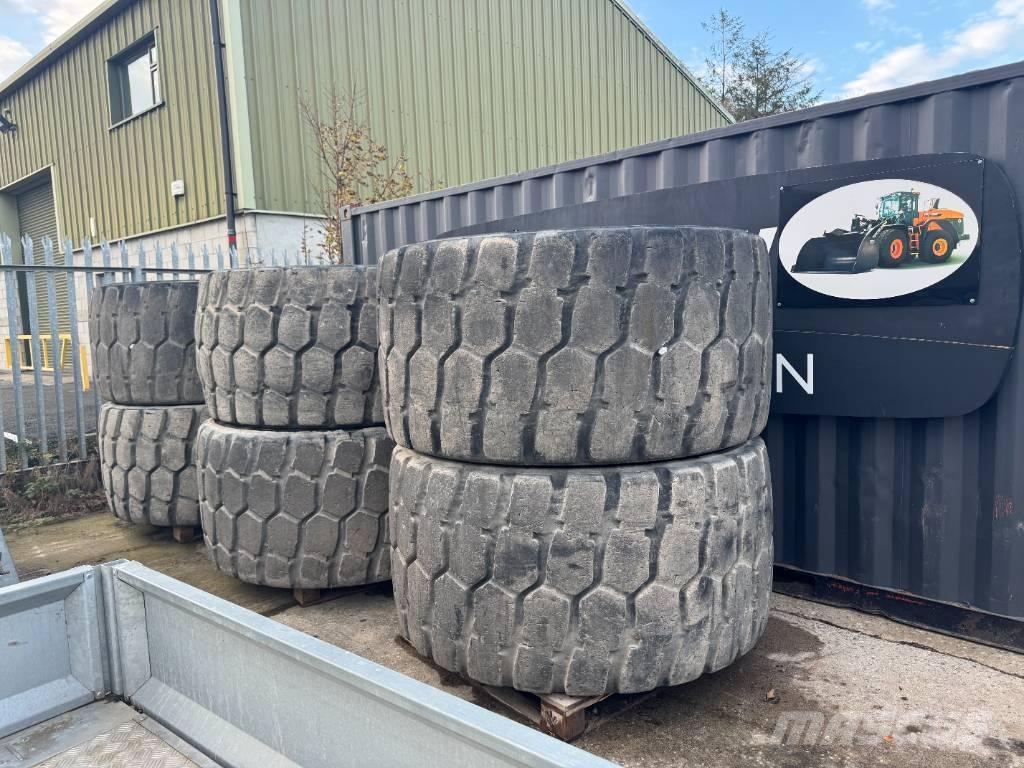 Develon DA 45 Rehvid, rattad ja veljed