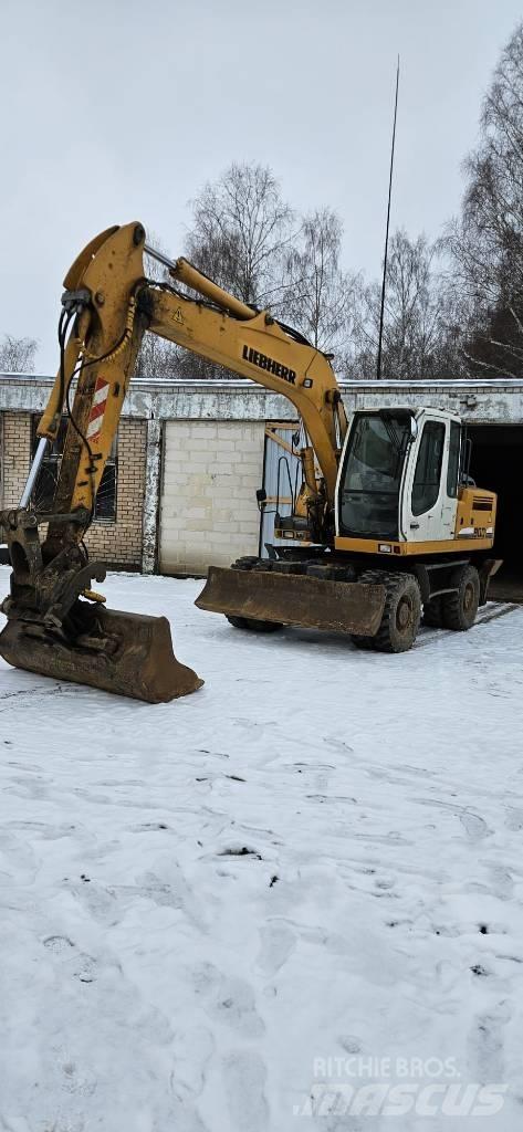Liebherr A 900 C Ratasekskavaatorid