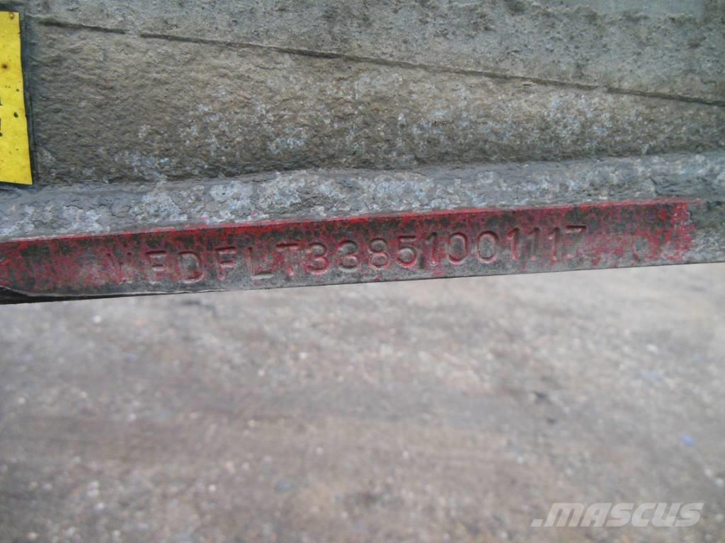 Fliegl SDS 380 Konteinerveo poolhaagised