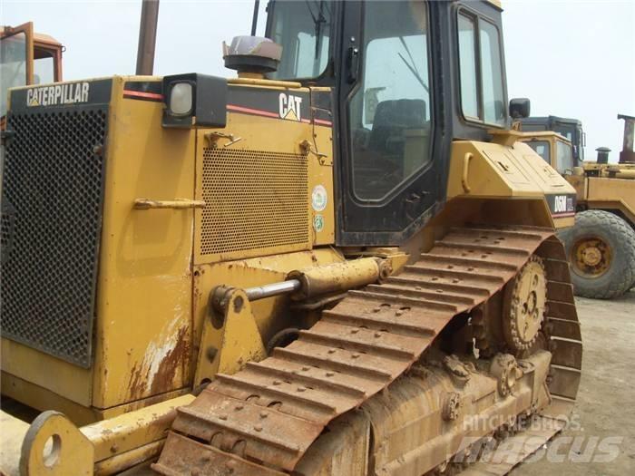 CAT D 6 M LGP Buldooserid