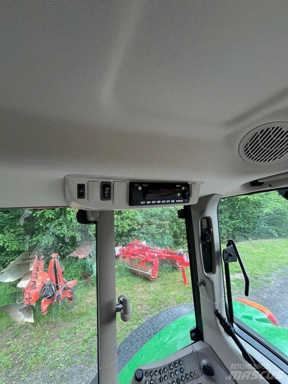 John Deere 6120M Traktorid