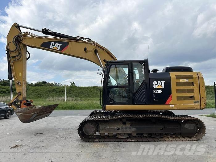 CAT 320FL Roomikekskavaatorid
