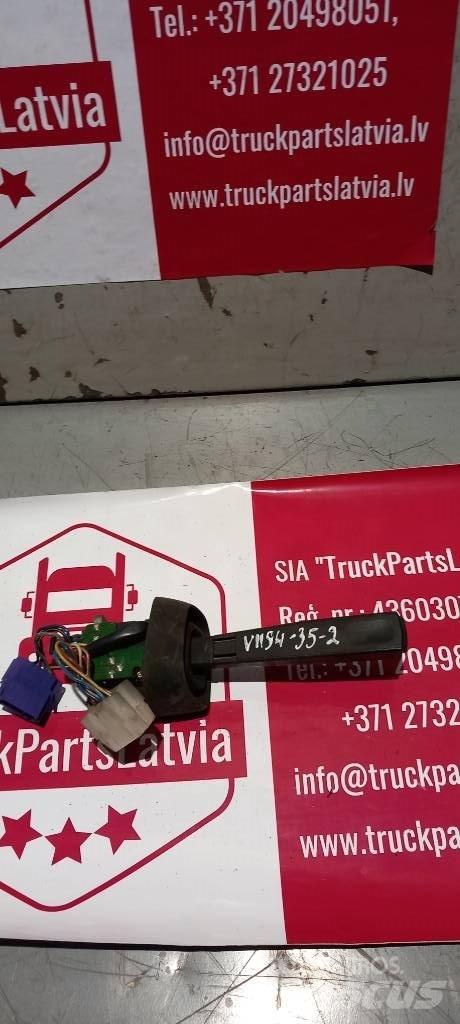 Volvo FH 12.  3172171 Kabiinid