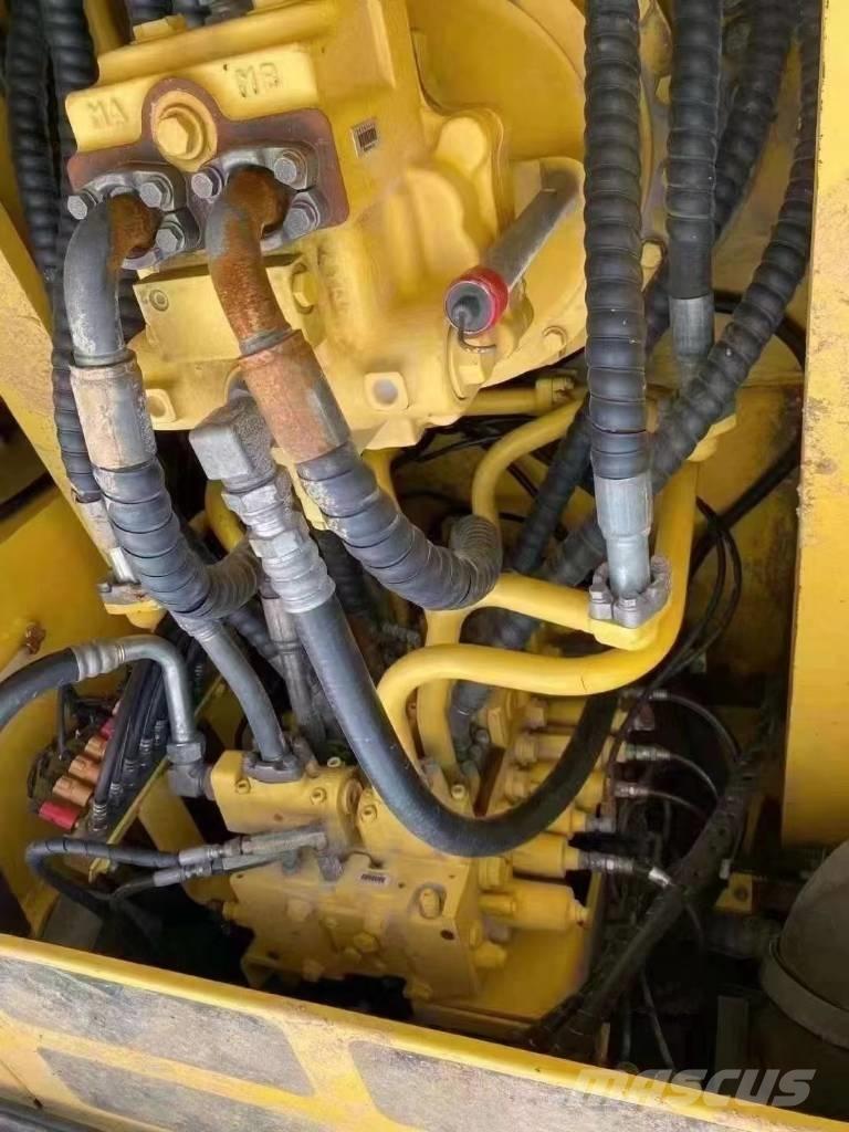 Komatsu pc 360 Roomikekskavaatorid