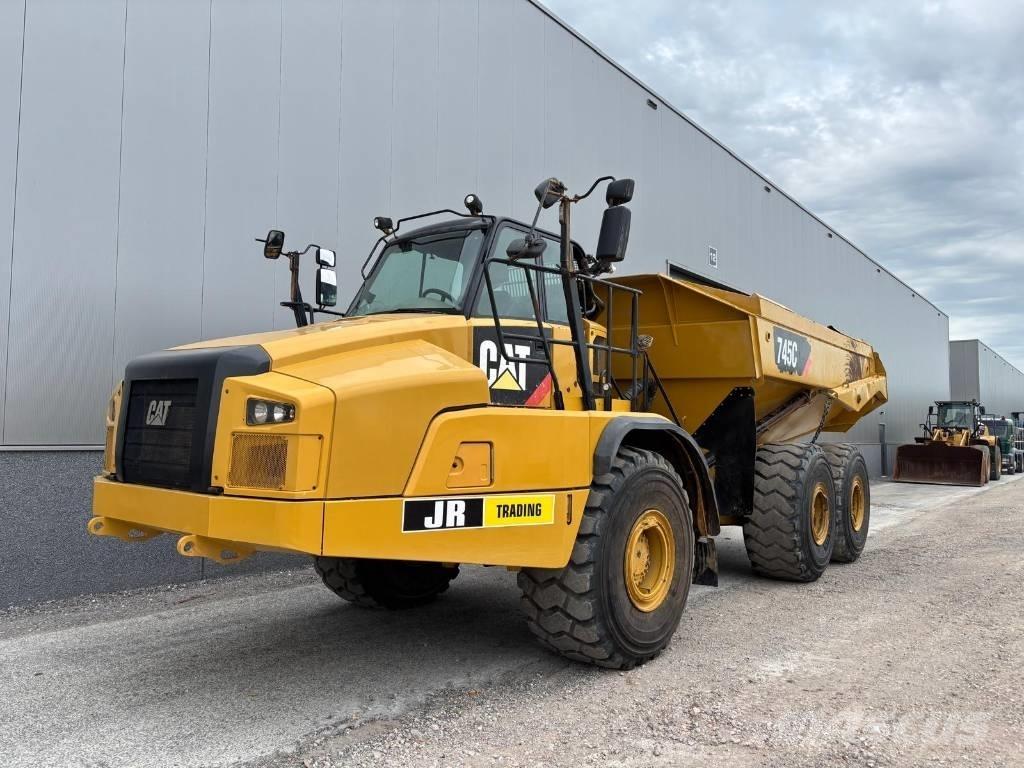 CAT 745 C Liigendraamiga pinnaseveokid