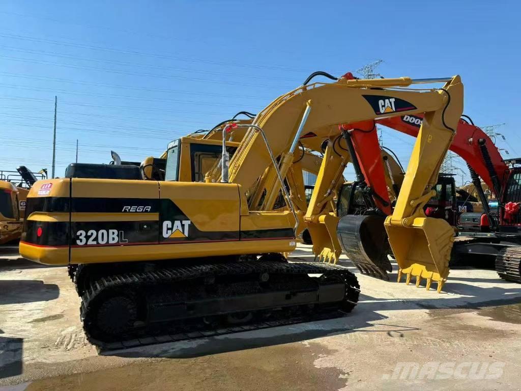 CAT 320 B L Roomikekskavaatorid