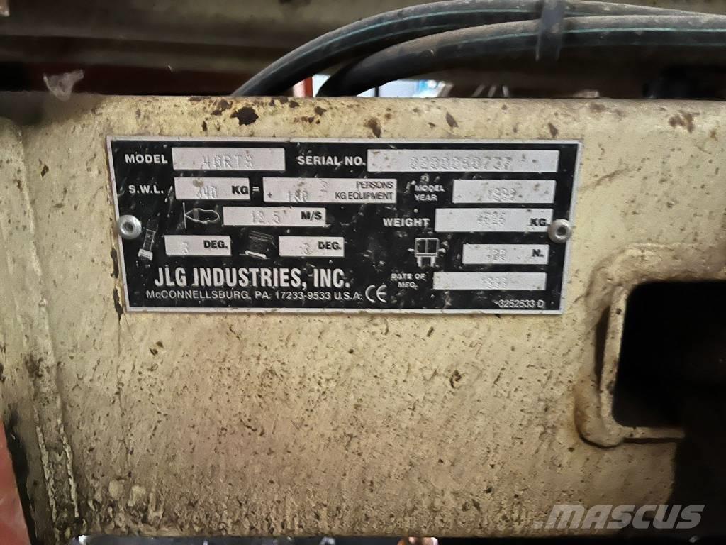 JLG 40 RTS Käärtõstukid