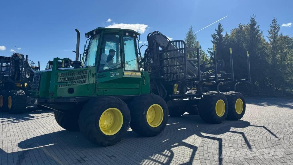 John Deere 1110 D Forwarderid