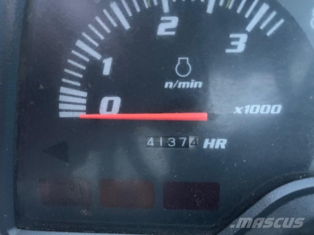 Kubota STV 36 Kompakttraktorid