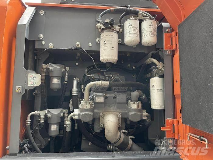 Hitachi ZX140W-6 Ratasekskavaatorid