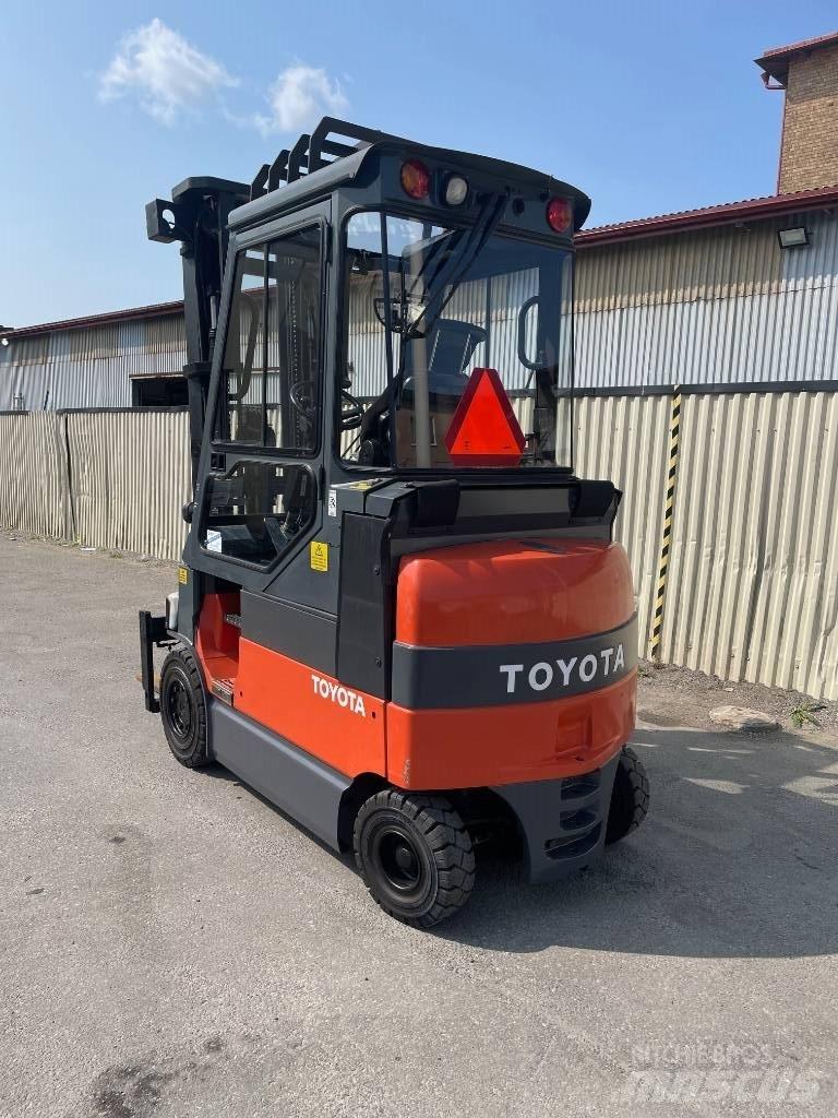Toyota 7FBMF30 Elektritõstukid