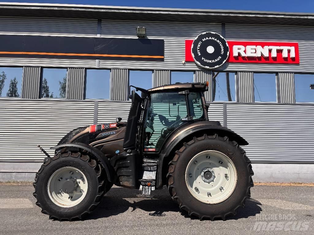 Valtra T 215 Versu Traktorid
