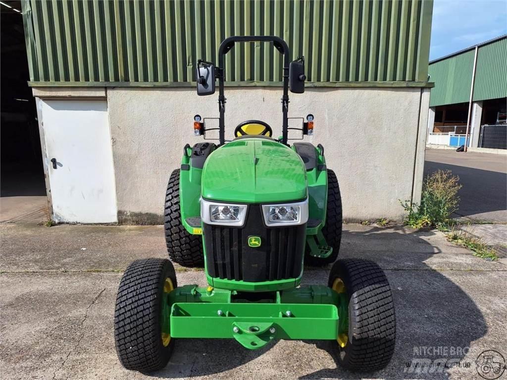 John Deere 4052M Kompakttraktorid
