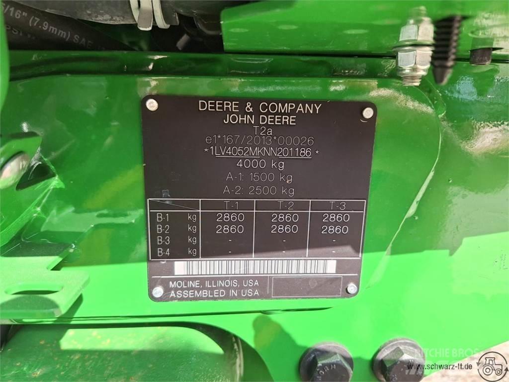 John Deere 4052M Kompakttraktorid