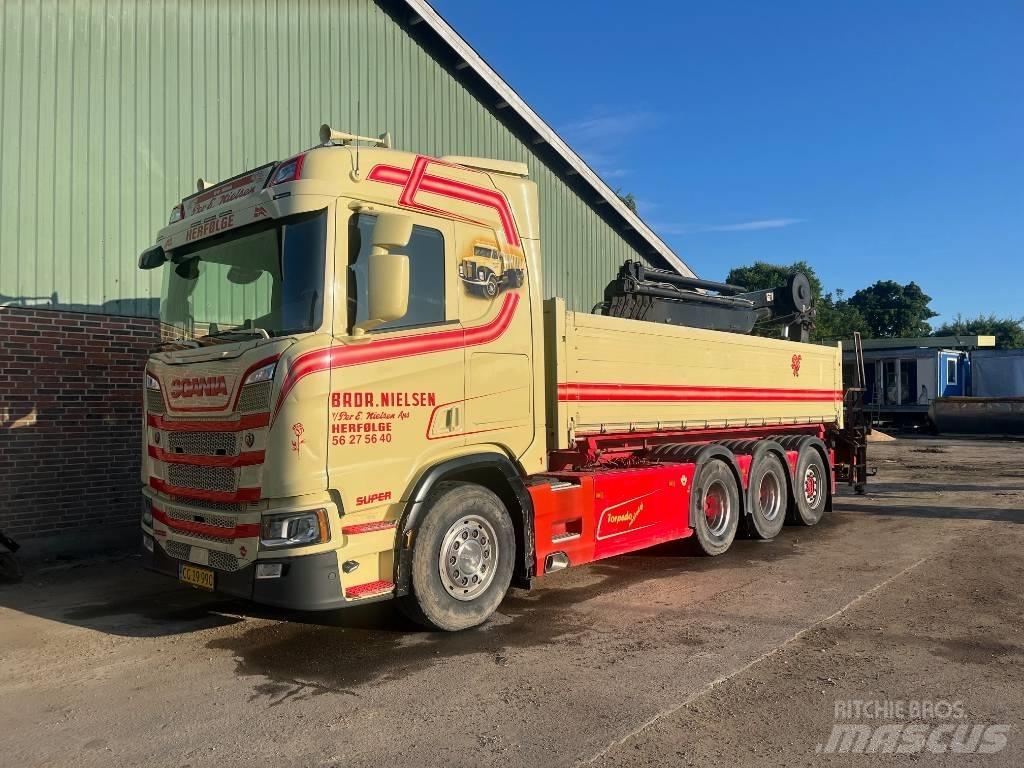 Scania R 520 Tridem Kraanaga veokid