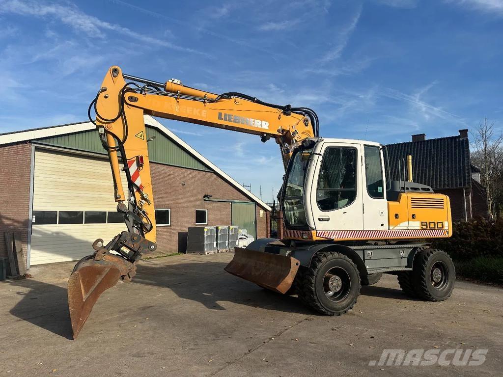 Liebherr A900 C Ratasekskavaatorid