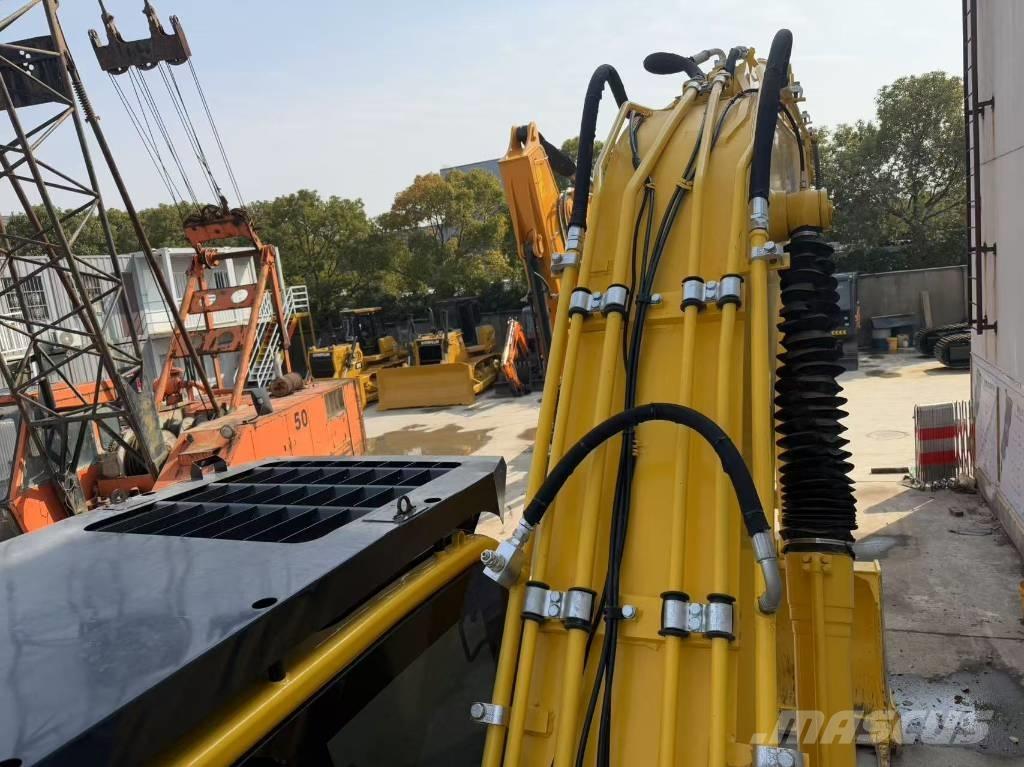 Komatsu PC200-8N1 Väikeekskavaatorid 7t-12t