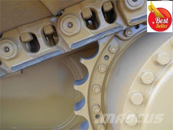 CAT D 7 H Buldooserid