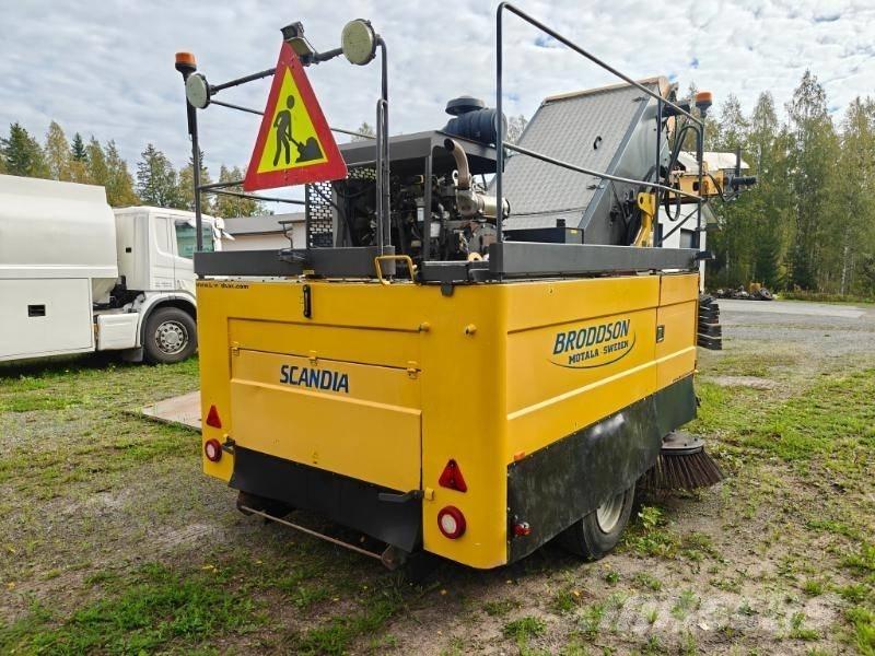 Broddson Skandia Tänavapuhastusmasinad
