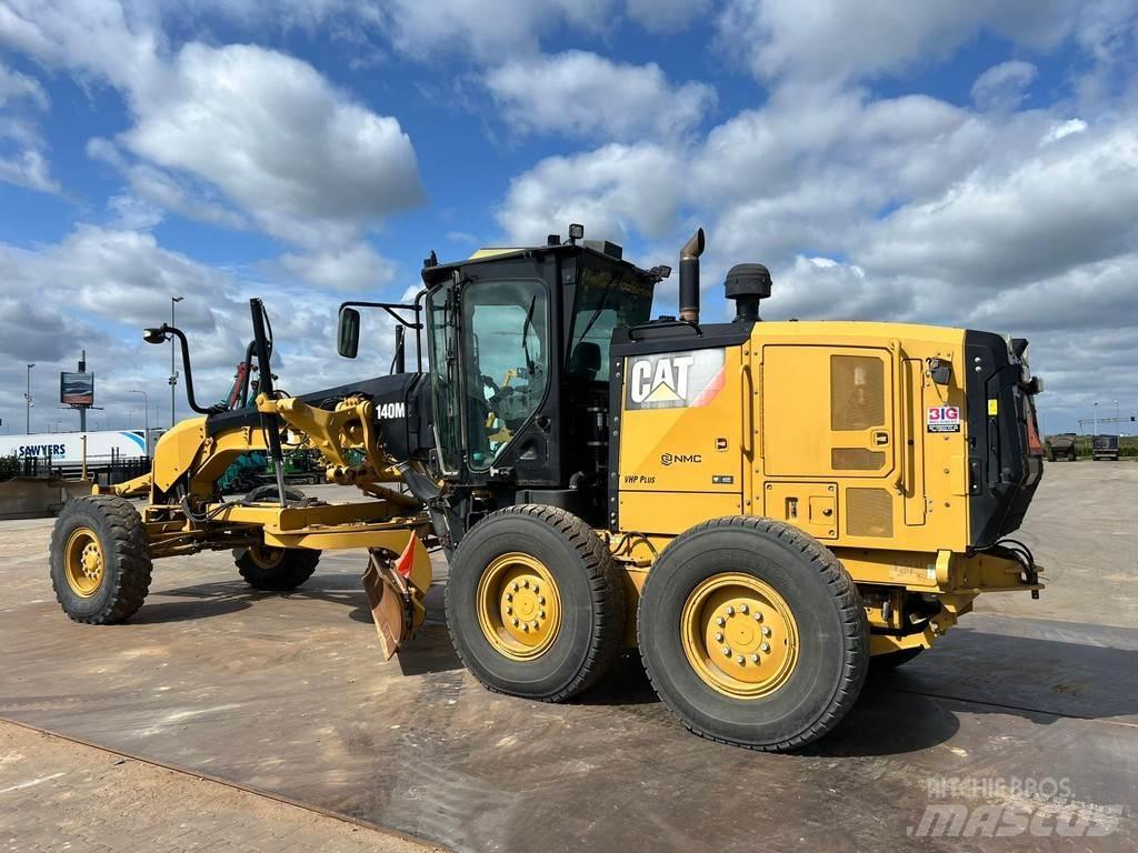 CAT 140M2 Greiderid