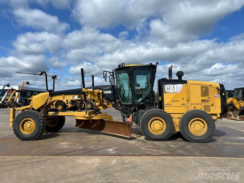 CAT 140M2 Greiderid