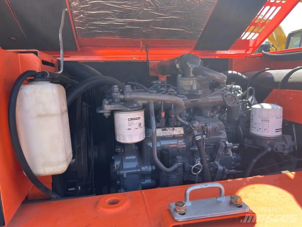 Hitachi ZX 60 Miniekskavaatorid < 7 t