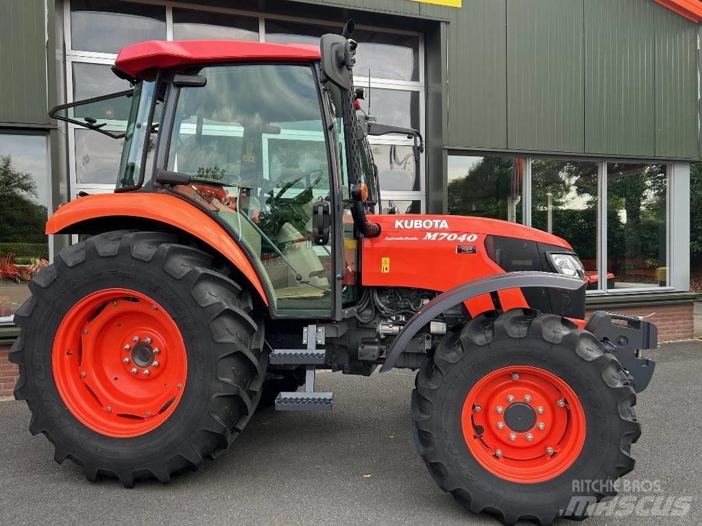 Kubota M 7040 DT Traktorid